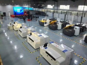 青島一站式工裝裝修服務 辦公室、廠房裝修，隔斷吊頂與環氧地坪施工